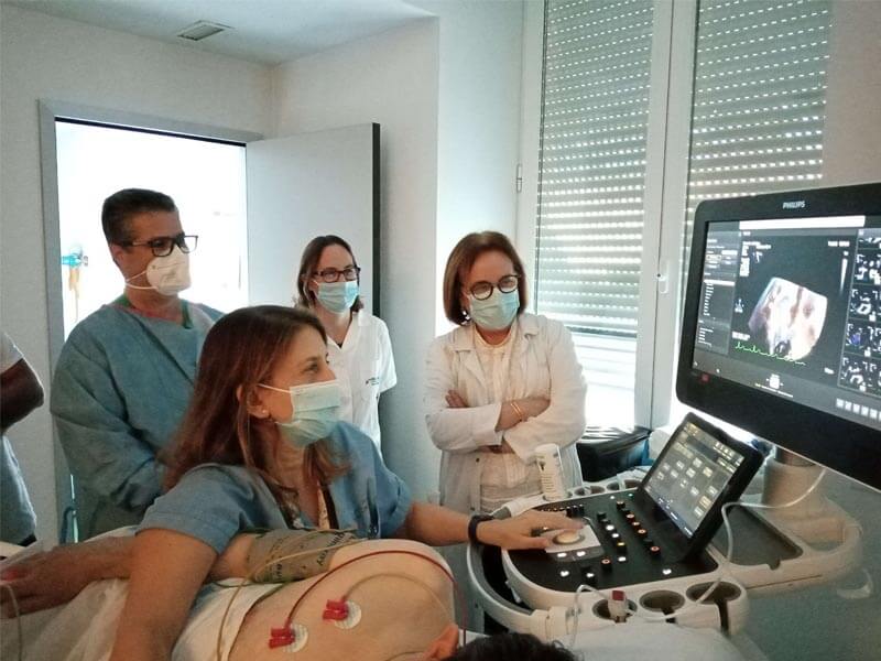 Profesores y alumnos del taller de ecocardiografía transesofágica 3D